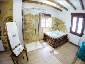 Navazos Loft y su jacuzzi