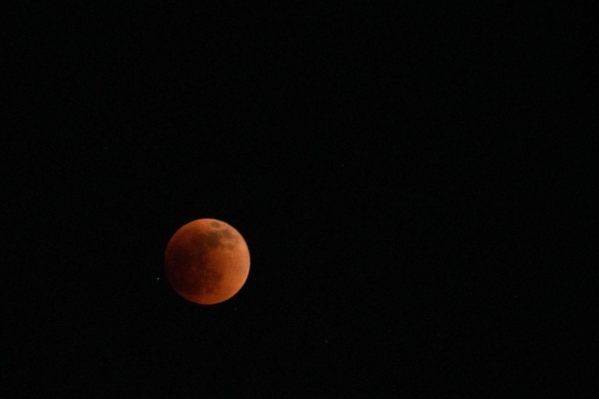 Un eclipse