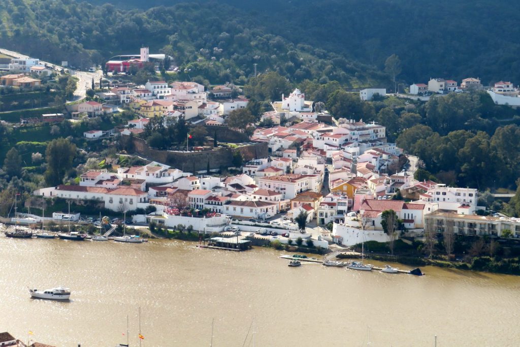 Tirolina transfronteriza