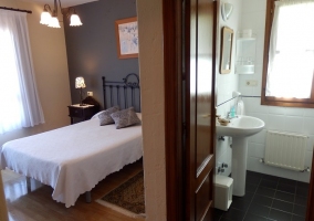 Dormitorio doble 8