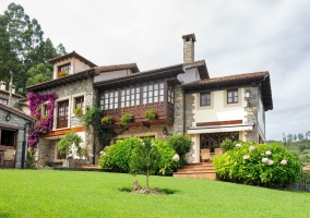 Llugarón I