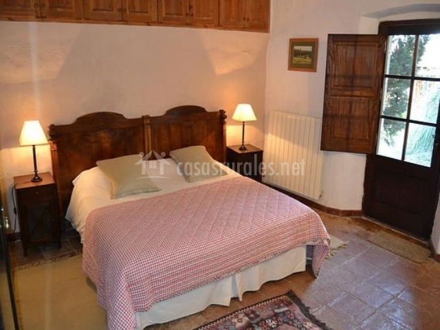 Granja ecuestre can sort en vilaür (girona) Dormitorios matrimonio roig muebles