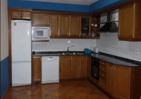Cocina completamente equipada