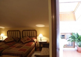 Dormitorio doble 4
