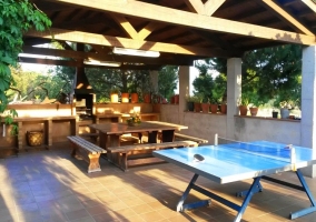 Merendero y sala de juegos