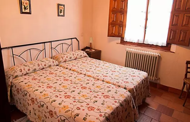 Double bedroom 3