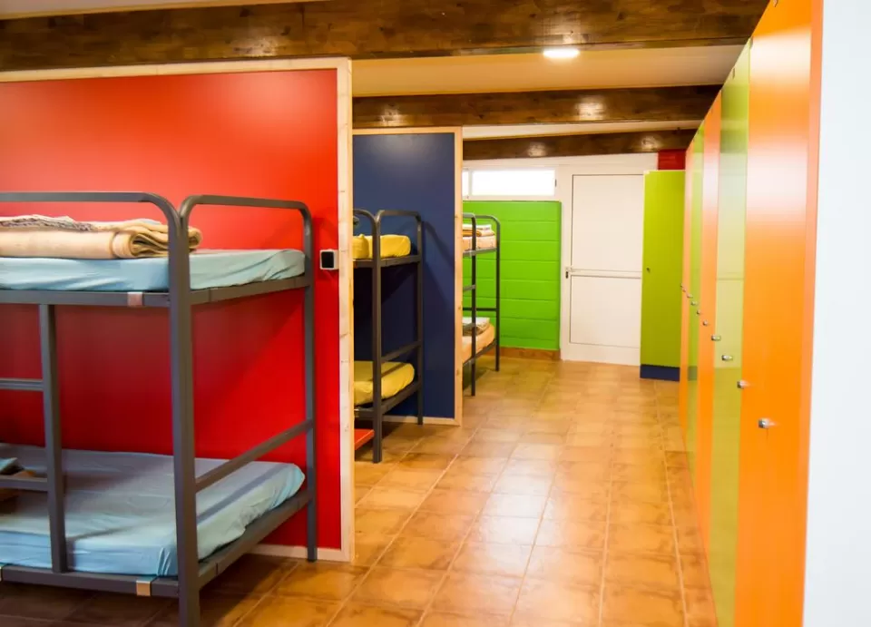 Cama individual en habitación 6 pax