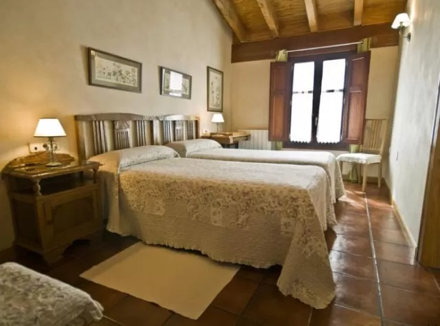 Dormitorio doble 8