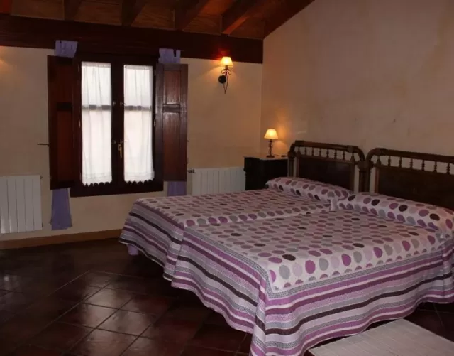Dormitorio doble 7