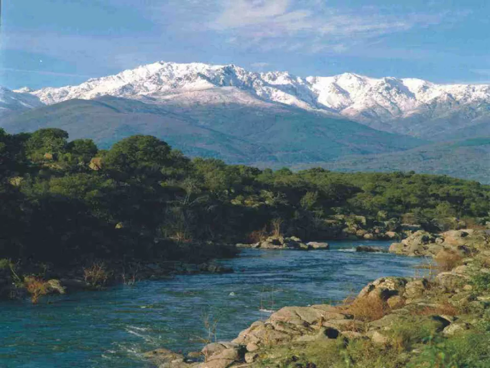 Holiday Cottages Candeleda