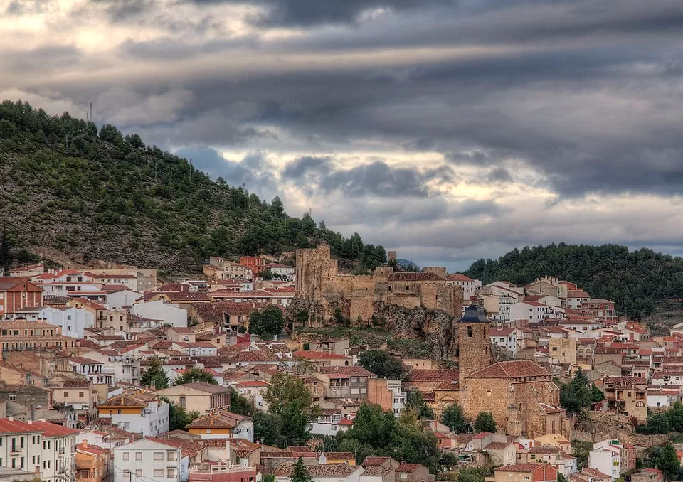 Holiday Cottages Yeste