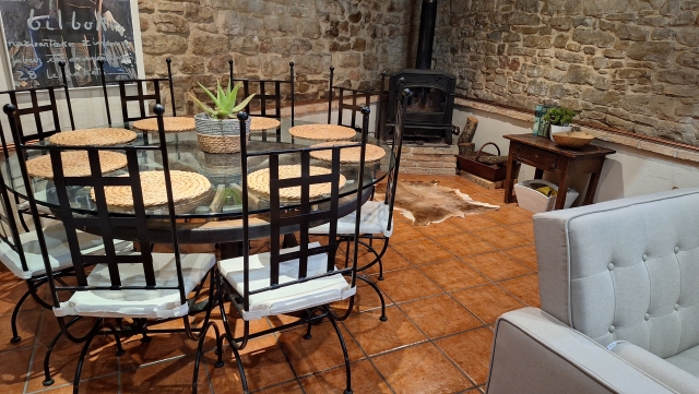 Comedor y chimenea