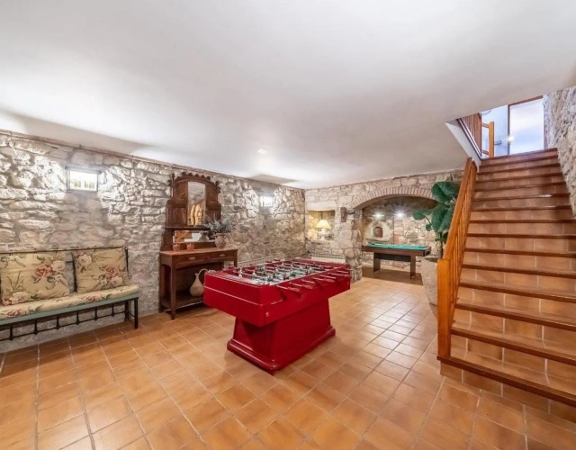 Sala equipada con juegos