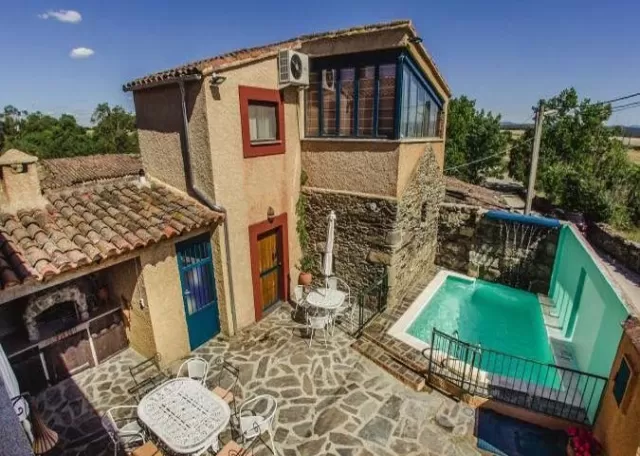 Casa Grande+Casa Pequeña