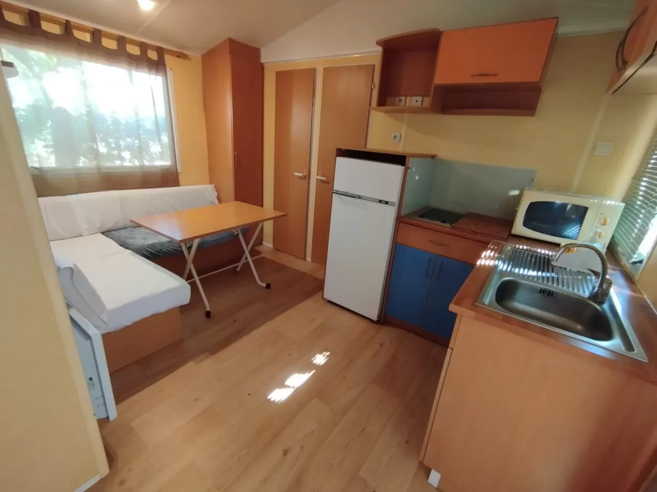 Bungalow 2018- B