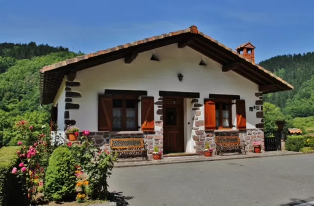 Casa Aroxtegi