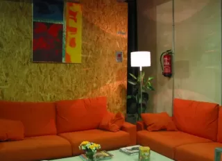 Cama individual en habitación compartida 6