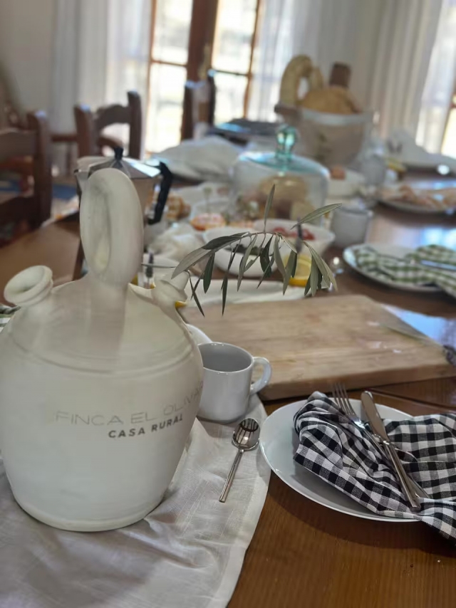 Sala de estar y mesa 