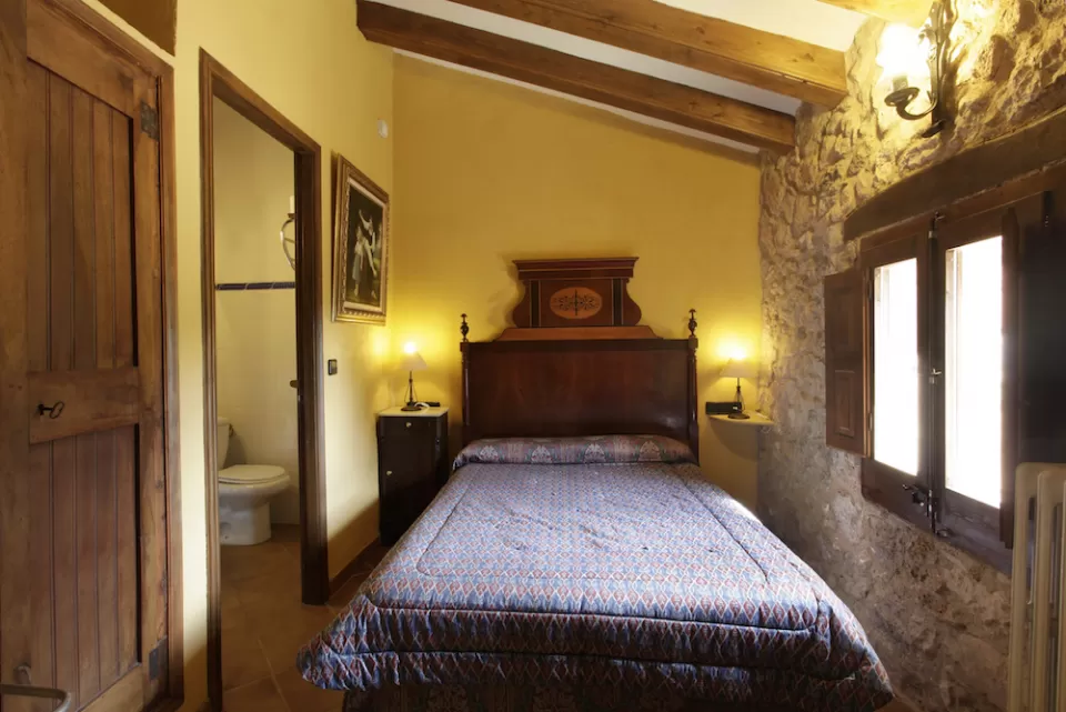 Habitación con cocina y baño 2