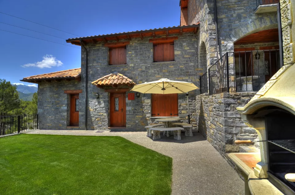 Casas Ordesa- Casa Encina