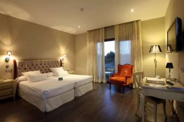 Villa Nazules Hotel