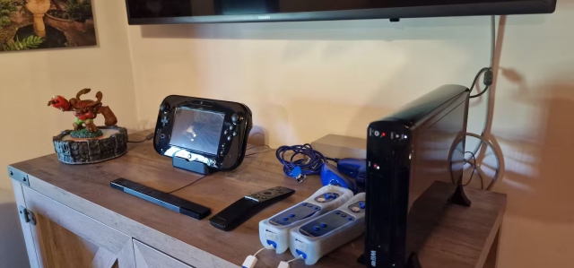 Sala de estar y consolas