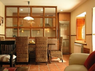 Vista del comedor y la cocina