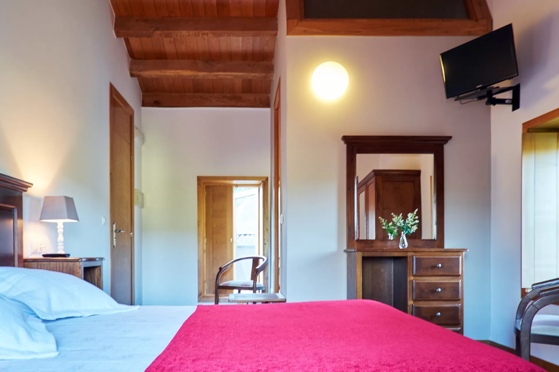 Dormitorio triple básico
