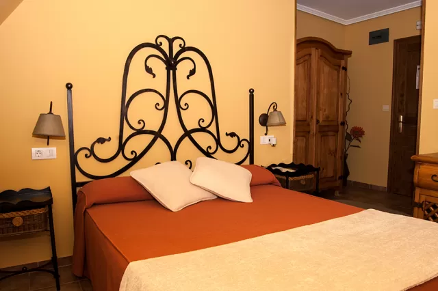 Dormitorio doble 3
