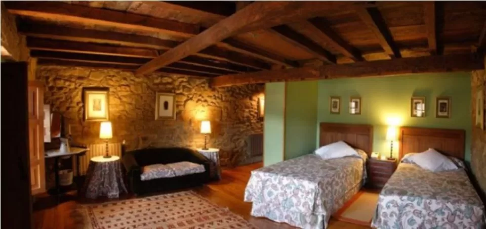 Habitación doble con salón