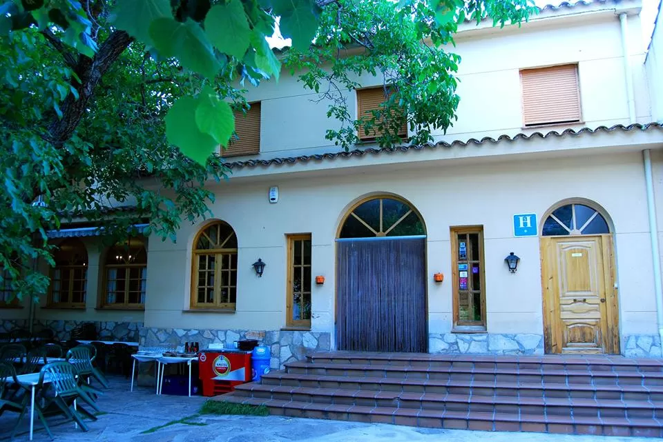 Hostal La Noguera