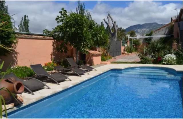 Cortijo El Almimbral