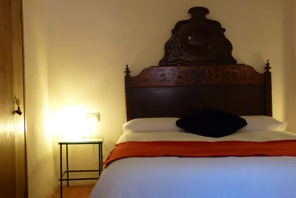 Room 8 Suite
