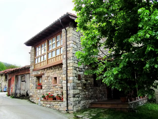 El Sotámbanu