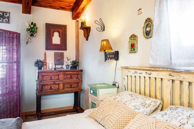 dormitorio con jacuzzi