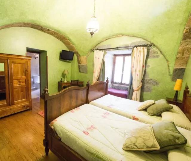 Dormitorio doble 4