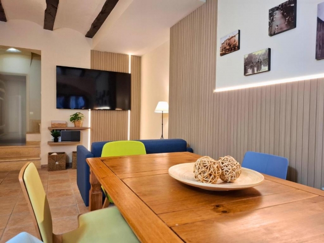 Amplio comedor y tele