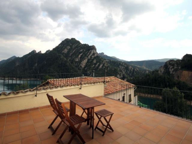 Patio exterior con vistas al paisaje