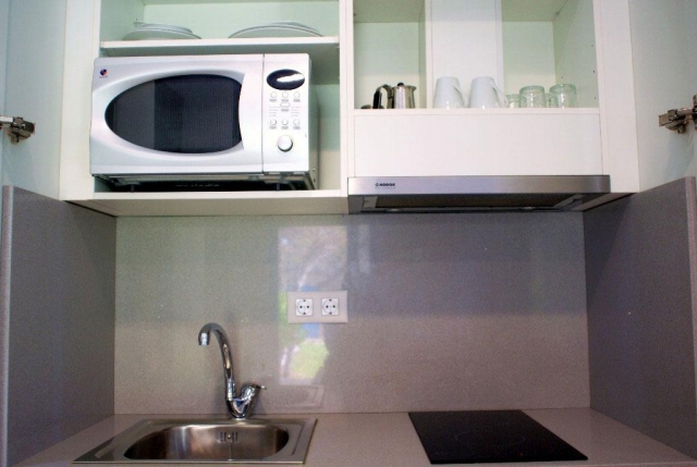 Sur cocina con menaje