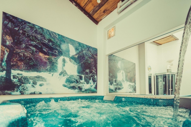 Cuarto con jacuzzi