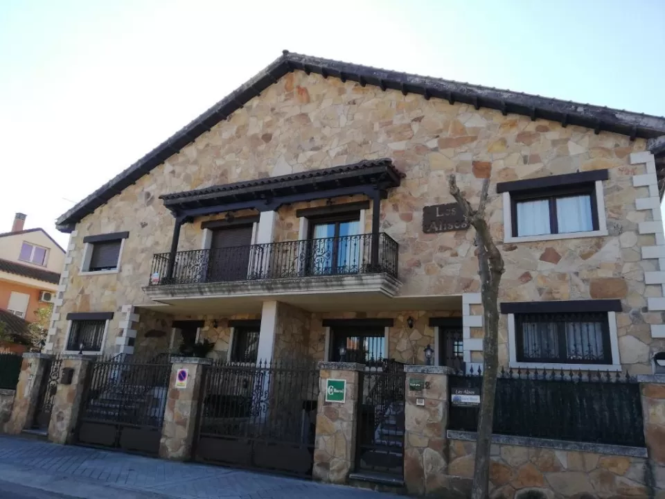 Los Alisos