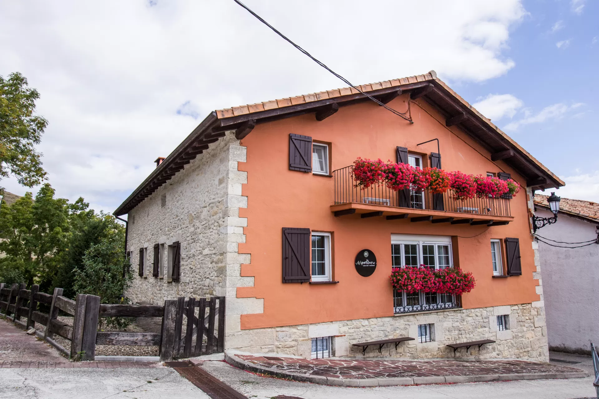 Casa Rural Mendiburu