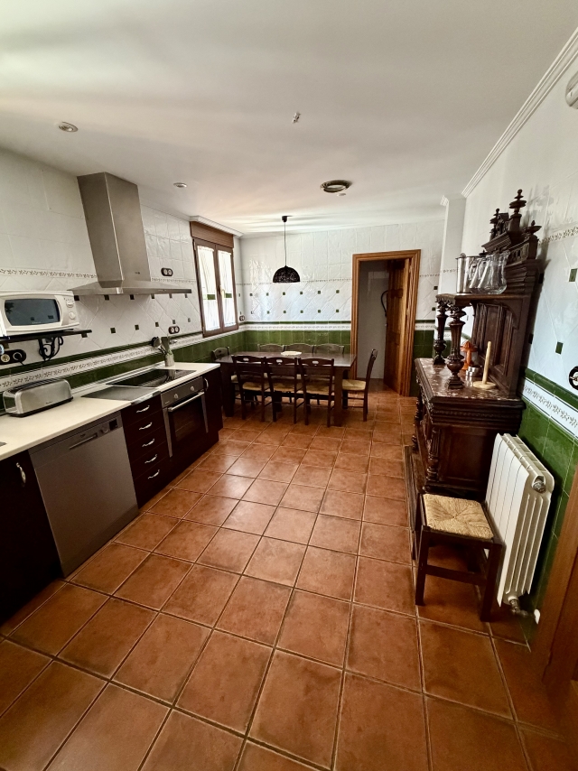 Cocina amplia