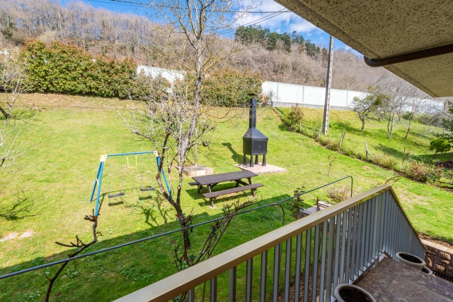 zona barbacoa en jardin comun