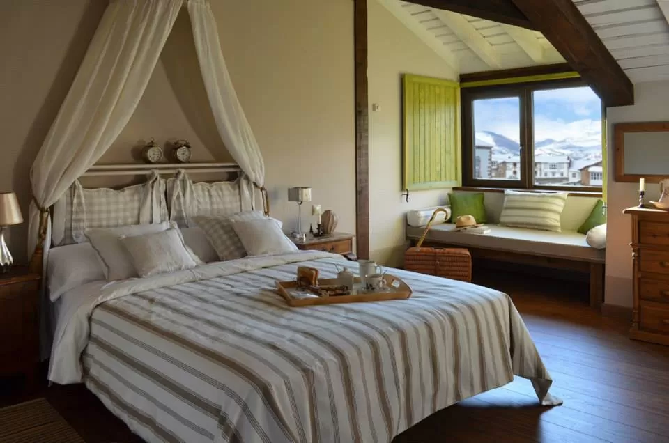 Habitación Abuhardillada 1
