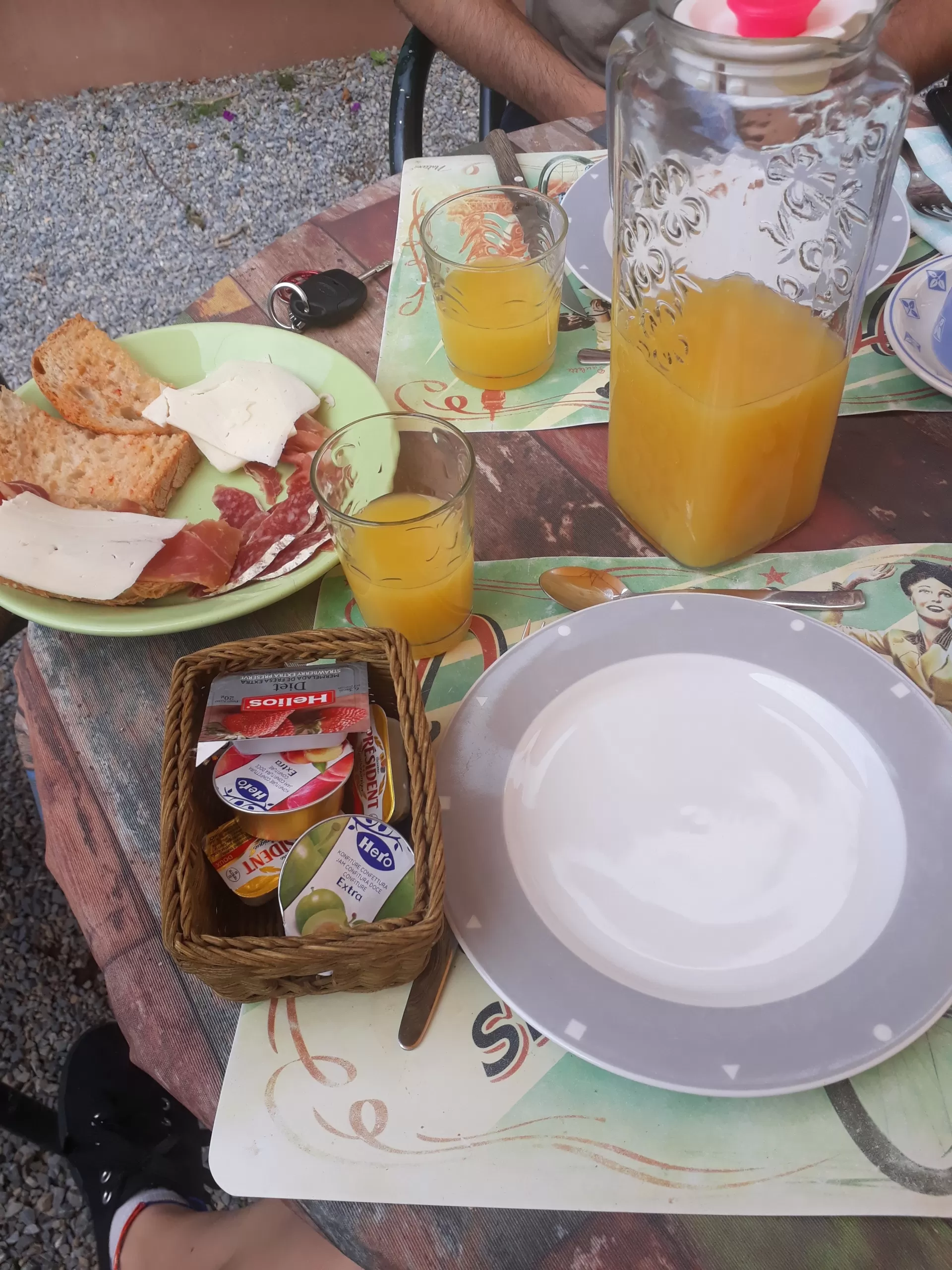 ANNA MAURI ARANDA in your stay in Ca l'Aliu 1362_1