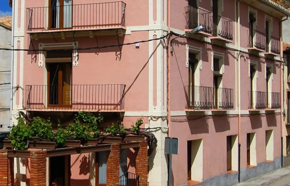 Antigua Fonda de Villel
