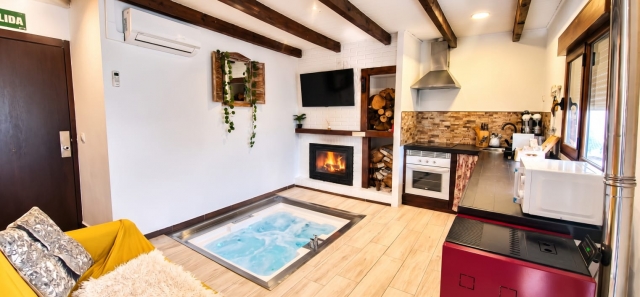 Salon con Chimenea