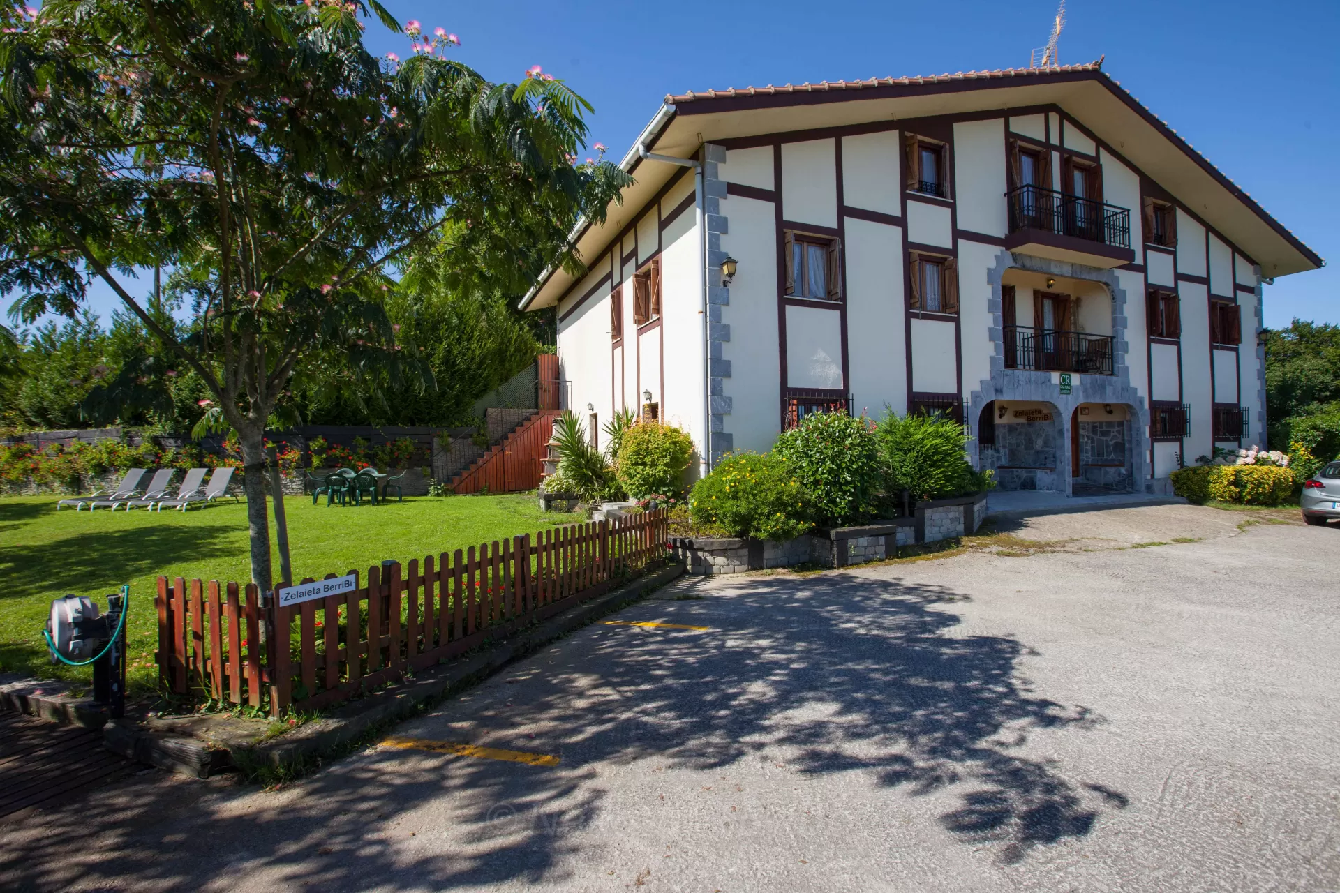 Zelaieta BerriBi