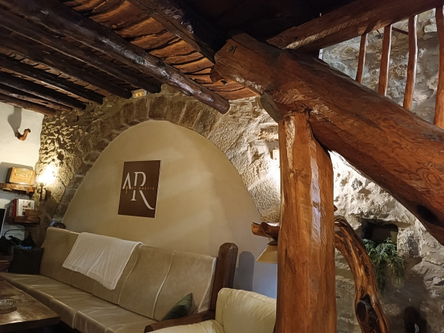 Amplio salon